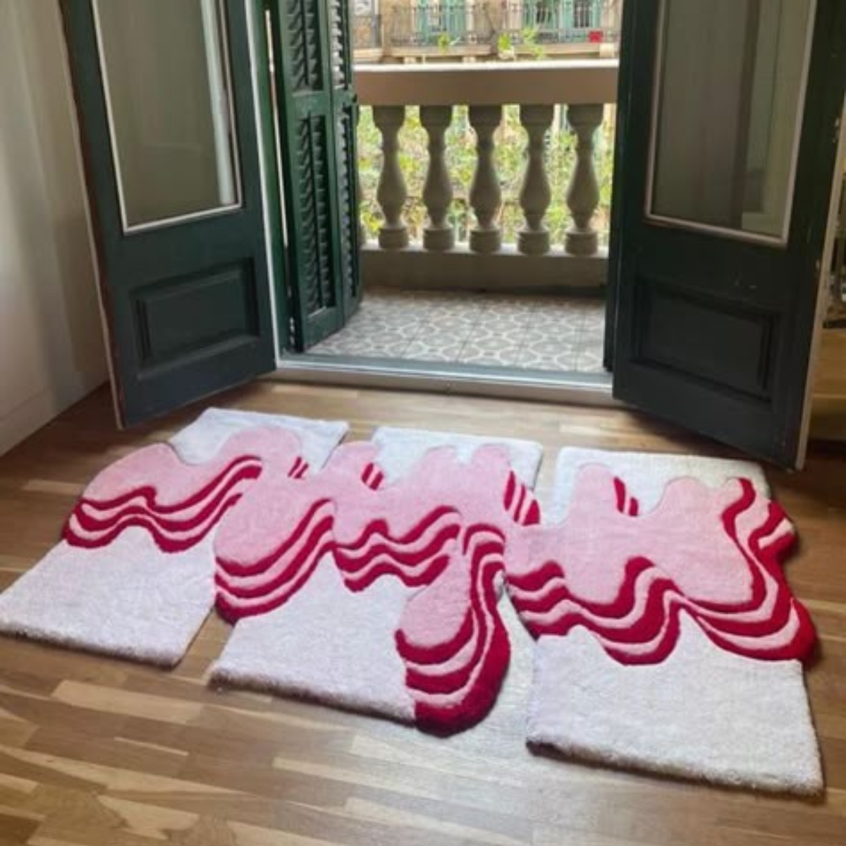 Waving Rug